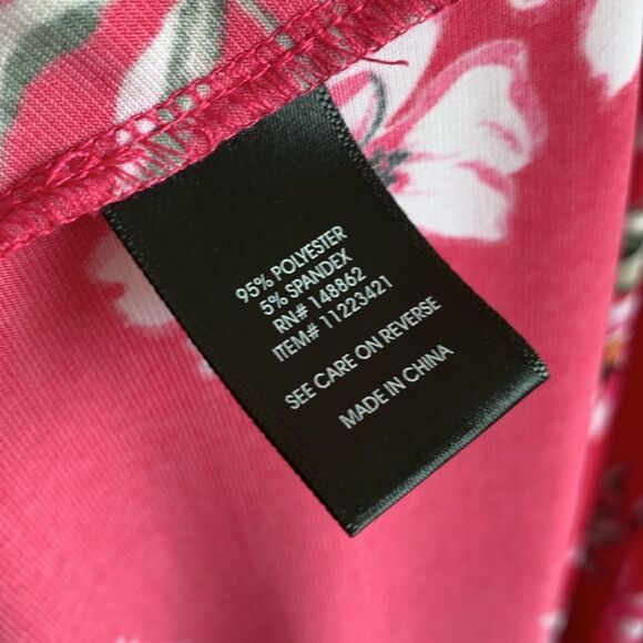 Torrid Studio Knit Pink Floral Faux Wrap Butterfly Flutter Sleeve Dress Plus 1 - Picture 9 of 10